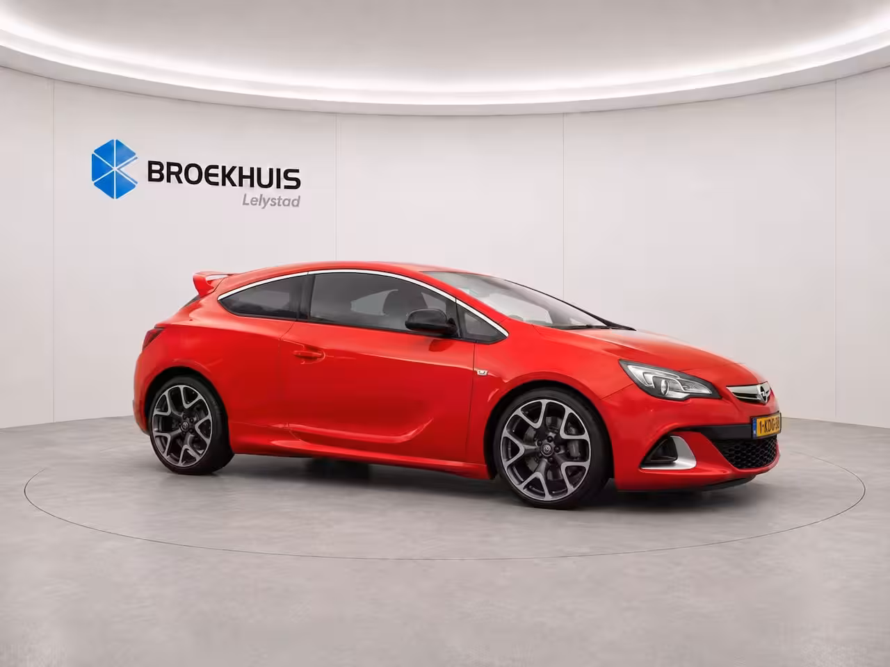 Opel Astra GTC OPC 2.0 TURBO 280PK / NAVI / CLIMA / XENON / RECARO / ORG. NL / OPC PLUS PAKKET / 20" LMV