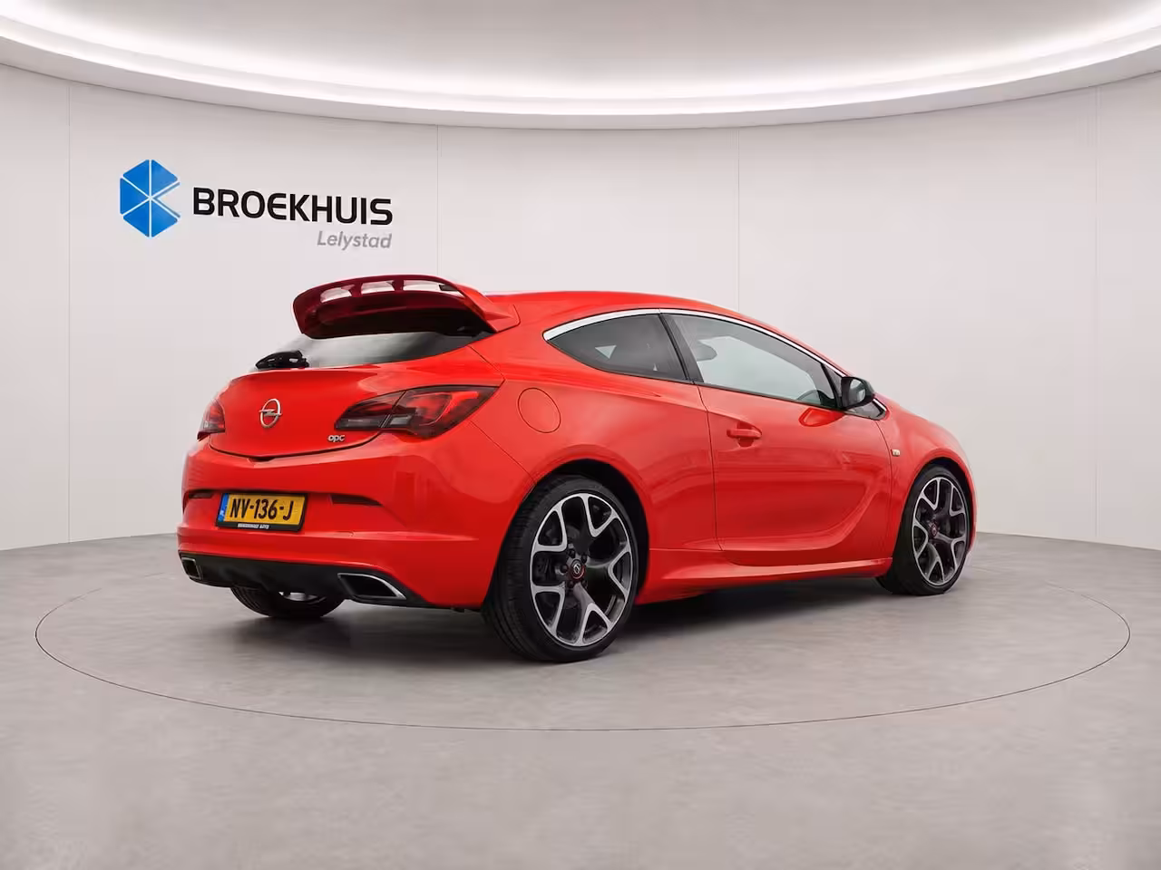 Opel Astra GTC OPC 2.0 TURBO 280PK / NAVI / CLIMA / XENON / RECARO / ORG. NL / OPC PLUS PAKKET / 20" LMV