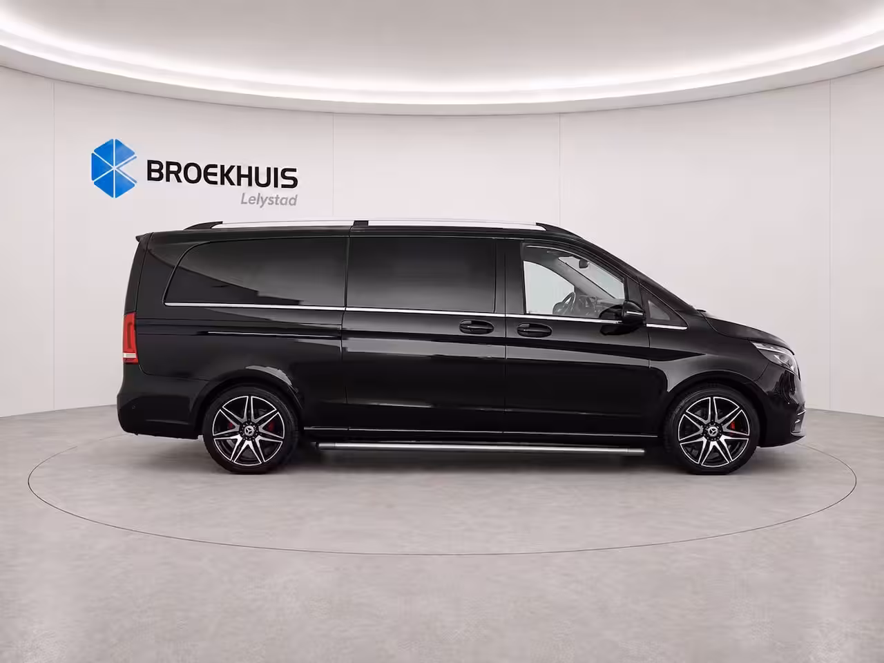 Mercedes-Benz EQV 300 L3 90KWH 204PK AVANTGARDE AMG NAVI / LEDER / CLIMA / FULL-LED / PDC / CAMERA / 18" LMV