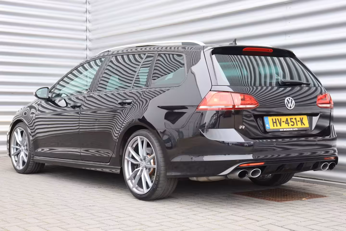 Volkswagen Golf Variant R 2.0 TSI 300PK 4-MOTION AUTOMAAT / NAVI / CLIMA / FULL-LED / ORG. NL. / 19" PRETORIA / PA