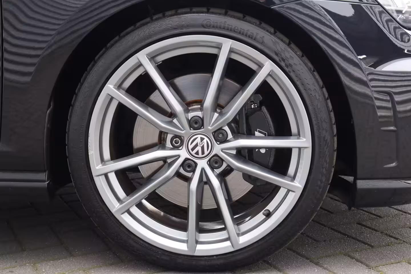 Volkswagen Golf Variant R 2.0 TSI 300PK 4-MOTION AUTOMAAT / NAVI / CLIMA / FULL-LED / ORG. NL. / 19" PRETORIA / PA