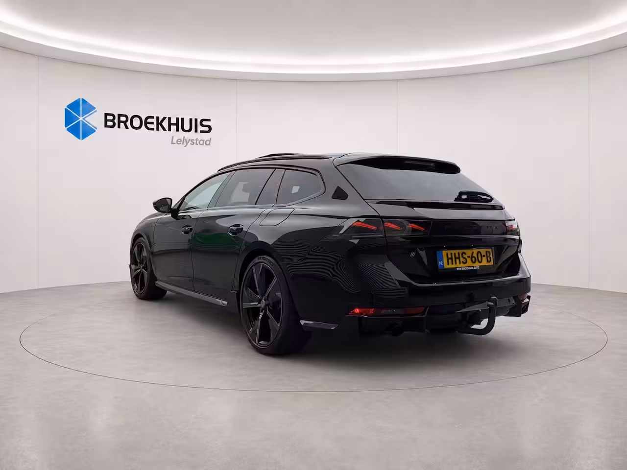 Peugeot 508 SW PSE 1.6 HYBRID 360PK SPORT ENGINEERED AUTOMAAT / NAVI / LEDER / CLIMA / PDC / 20" LMV / CA