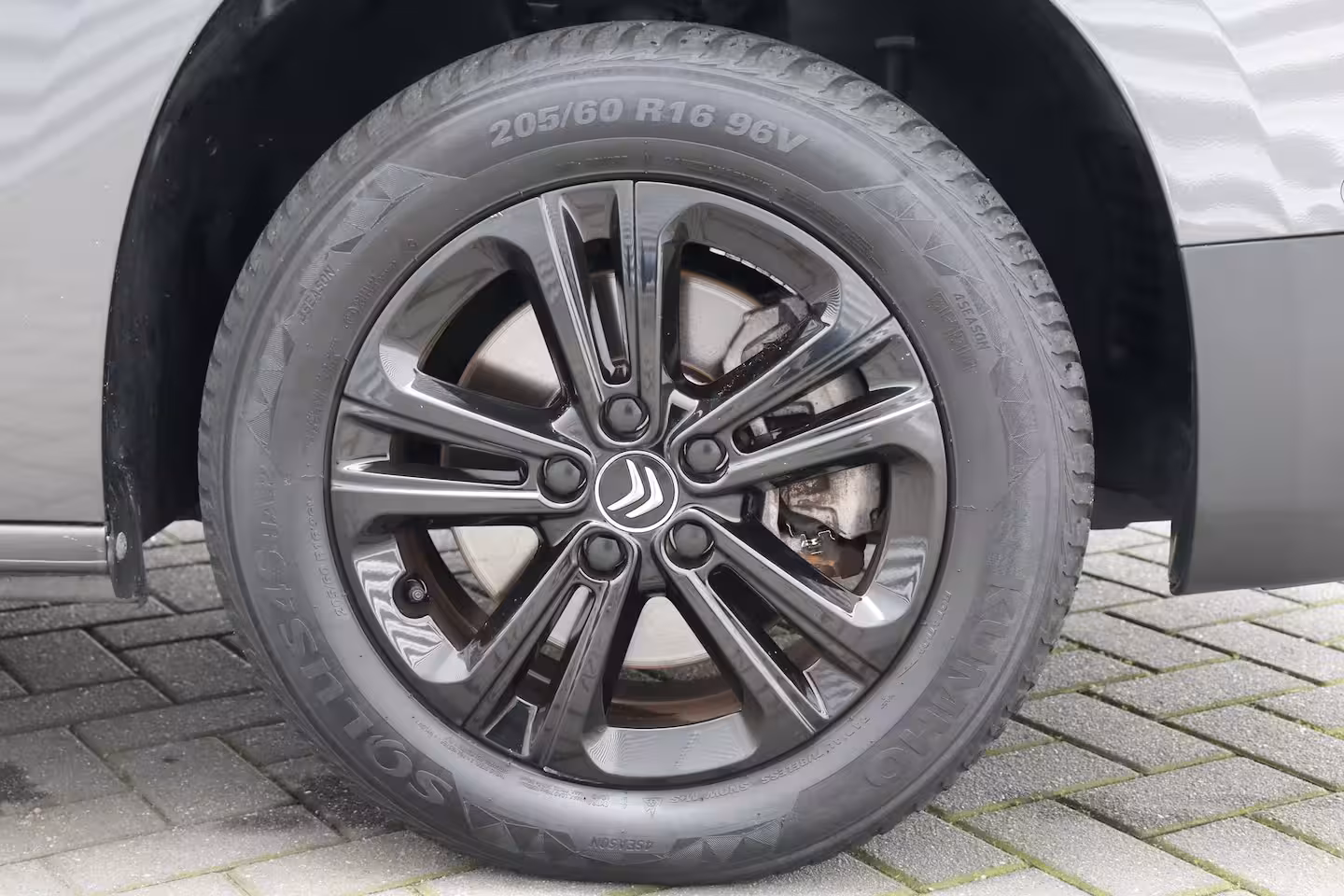 Citroën Berlingo Citroen 1.2 PURETECH 130PK SHINE AUTOMAAT / NAVI / CLIMA / LED / PDC / 17" LMV / CAMERA /