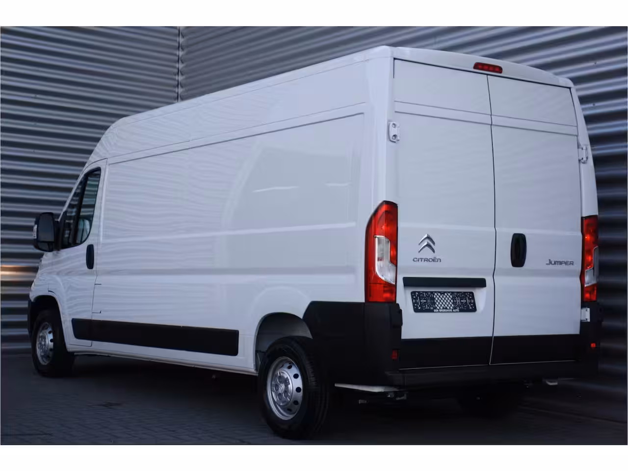 Citroën Jumper 2.2 BLUEHDI 140PK L3H2 3.3T | € 7.300, - Voorraad Voordeel / NAVI / CLIMA / LED / PDC / BL
