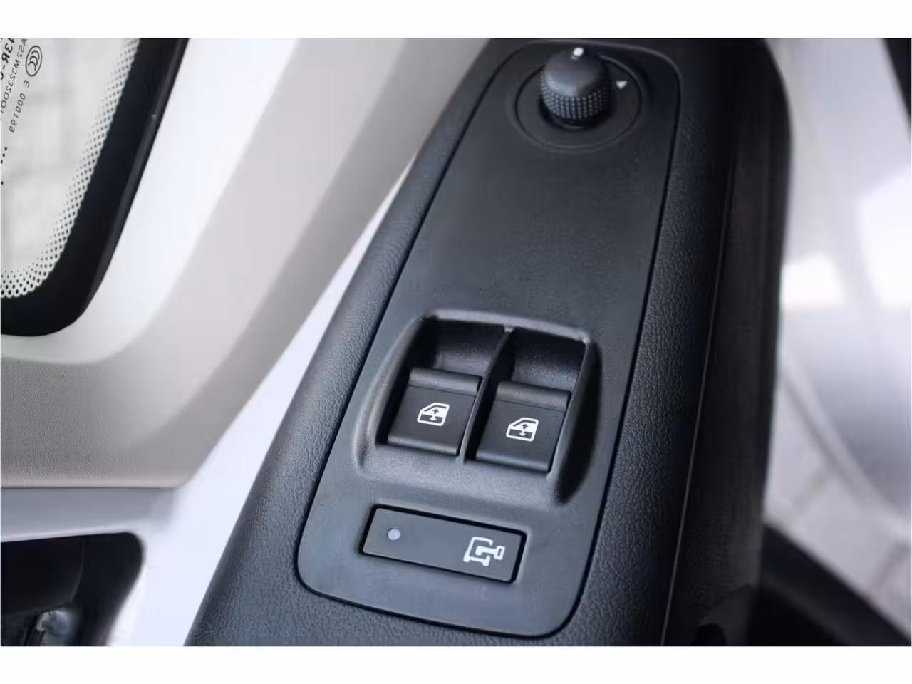 Citroën Jumper 2.2 BLUEHDI 140PK L3H2 3.3T | € 7.300, - Voorraad Voordeel / NAVI / CLIMA / LED / PDC / BL