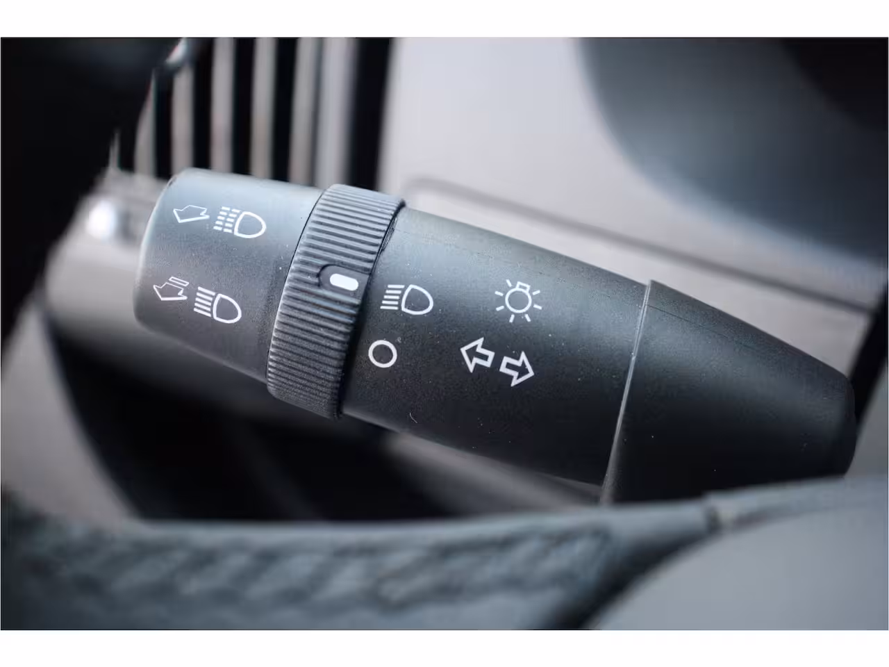 Citroën Jumper 2.2 BLUEHDI 140PK L3H2 3.3T | € 7.300, - Voorraad Voordeel / NAVI / CLIMA / LED / PDC / BL