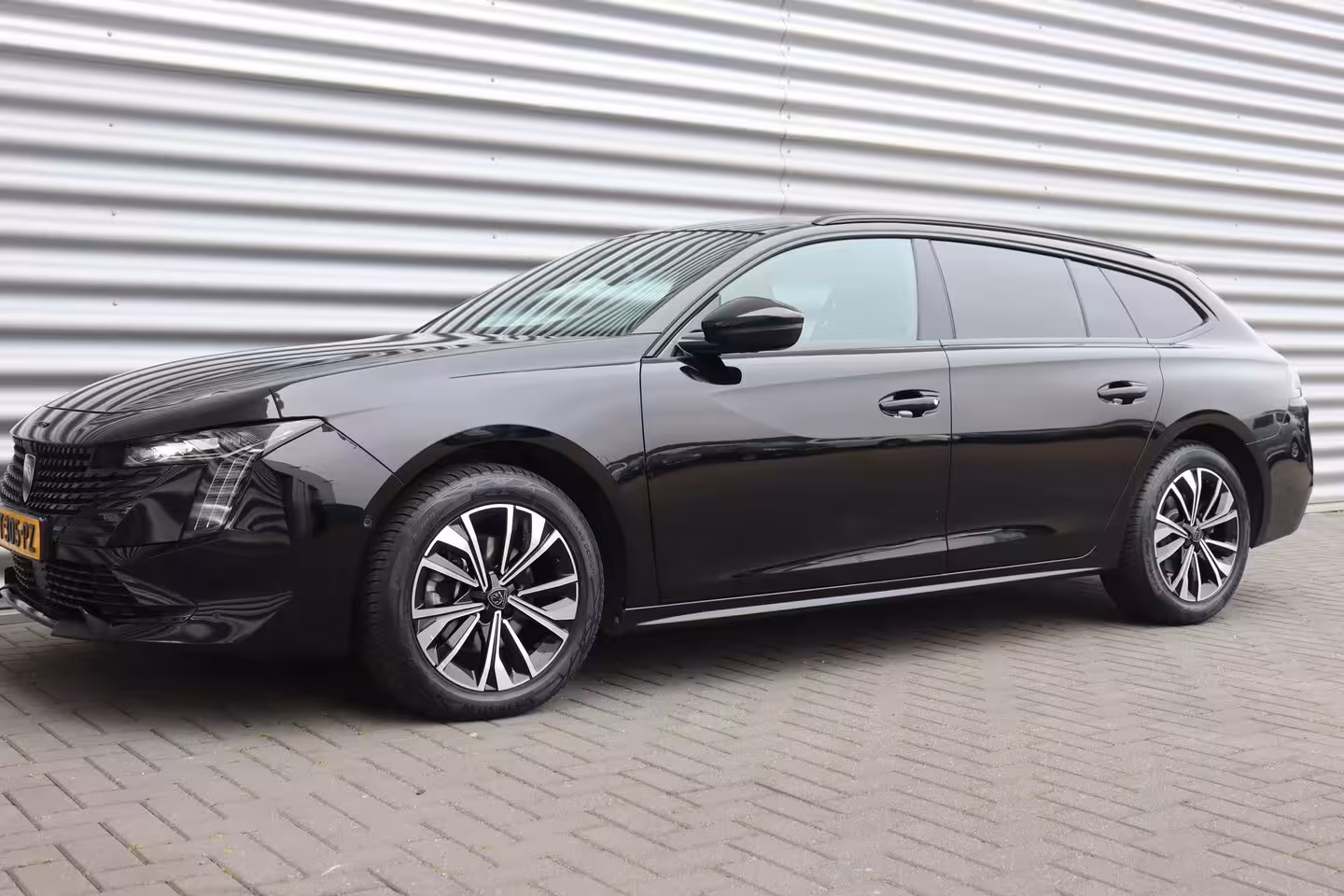 Peugeot 508 SW 1.2 PURETECH 130PK ALLURE AUTOMAAT / NAVI / LEDER / CLIMA / FULL-LED / PDC / °360 CAMERA /