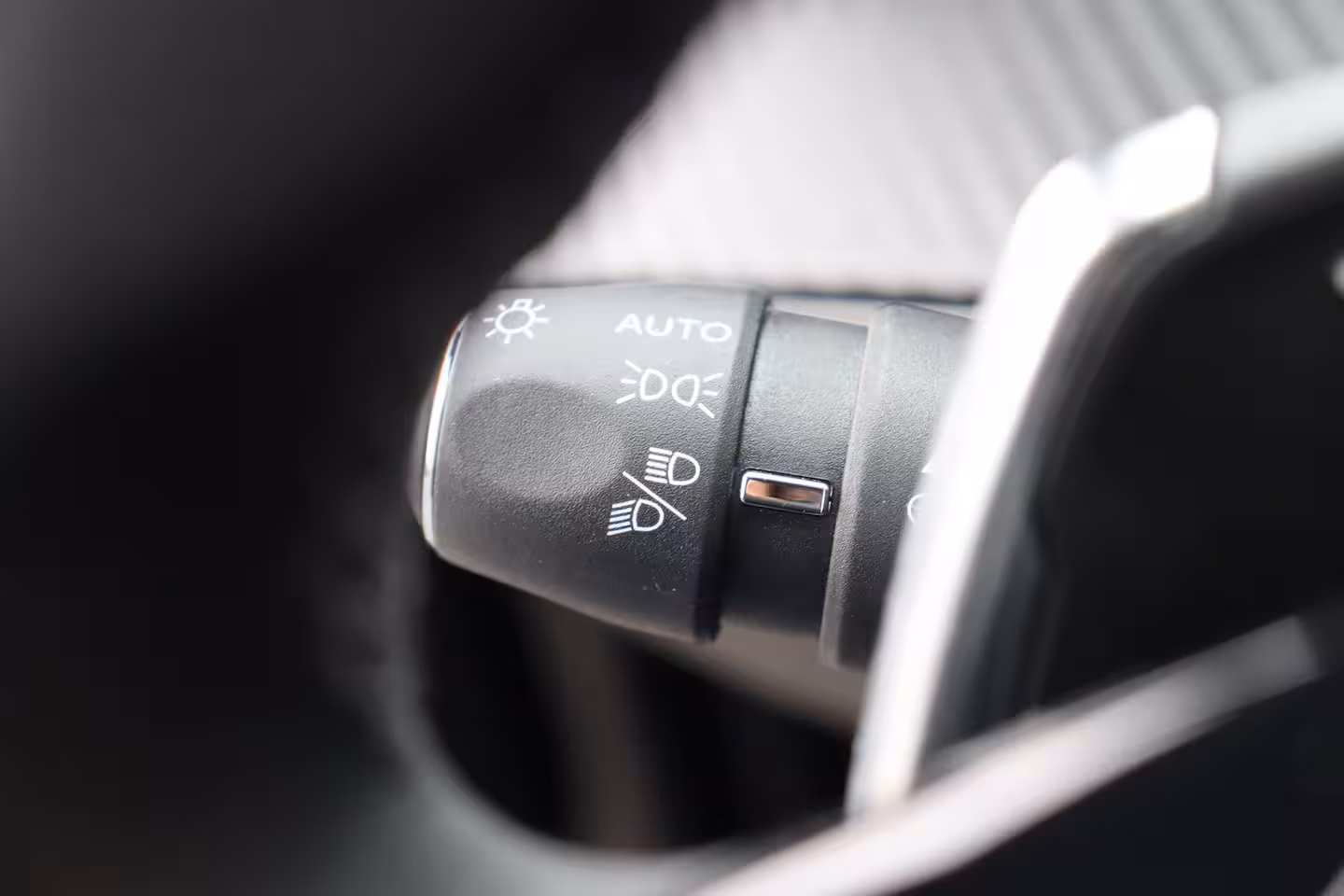 Peugeot 508 SW 1.2 PURETECH 130PK ALLURE AUTOMAAT / NAVI / LEDER / CLIMA / FULL-LED / PDC / °360 CAMERA /