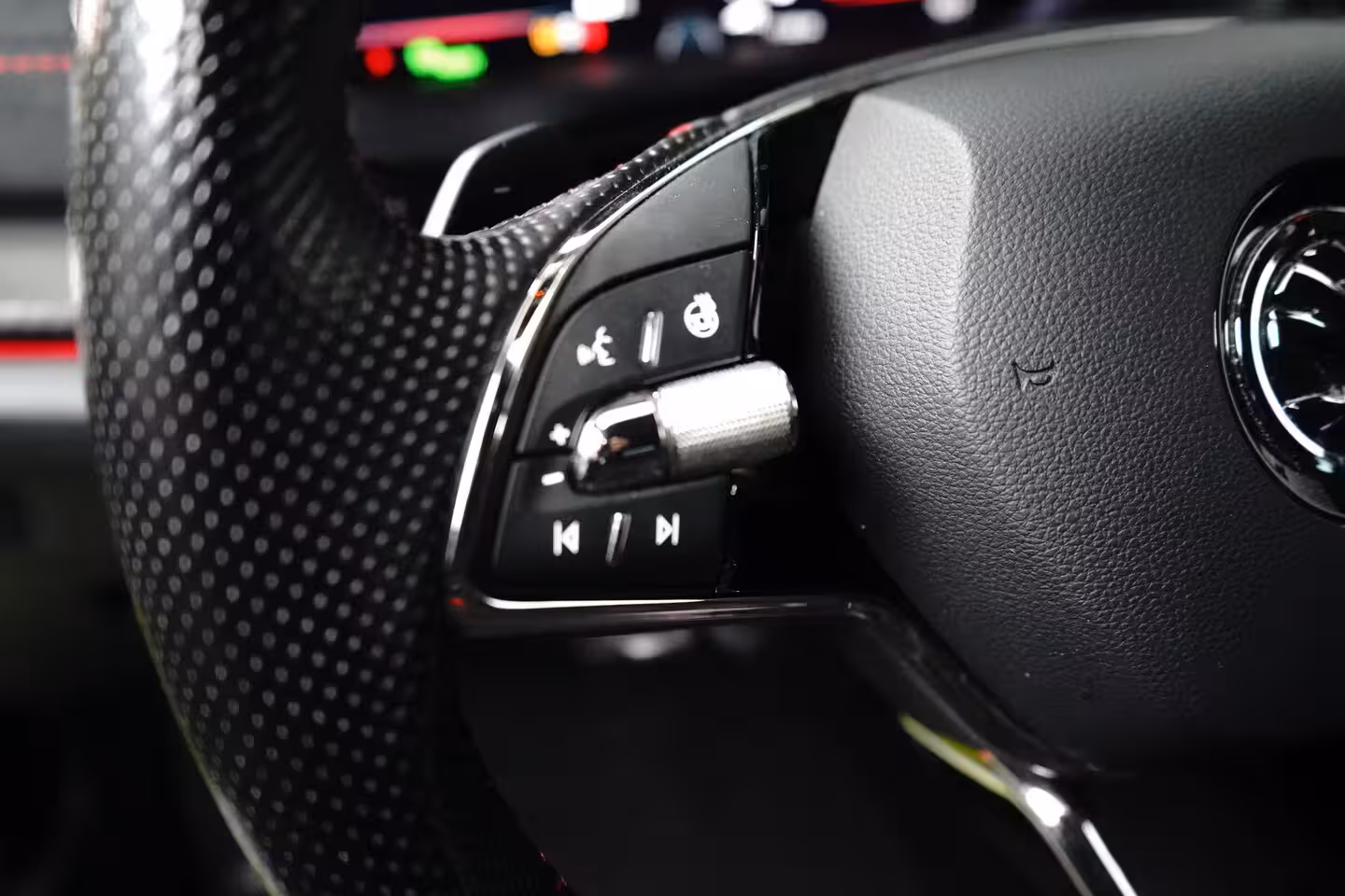 Skoda Octavia Combi 1.4 TSI RS iV PHEV Business | Achteruitrijcamera | Lichtmetalen velgen 5-spaaks 19" | Matr