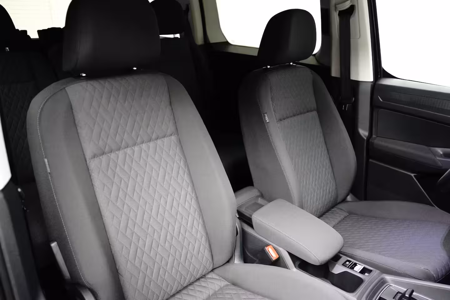 Volkswagen Caddy Maxi Life eHybrid 7 PERSOONS - NIEUWSTAAT - DIGITAAL DISPLAY