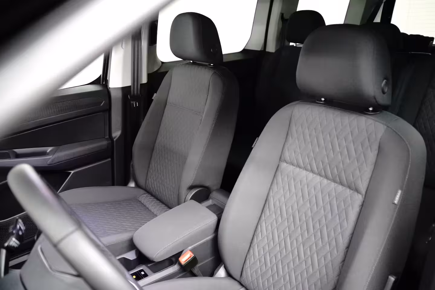 Volkswagen Caddy Maxi Life eHybrid 7 PERSOONS - NIEUWSTAAT - DIGITAAL DISPLAY