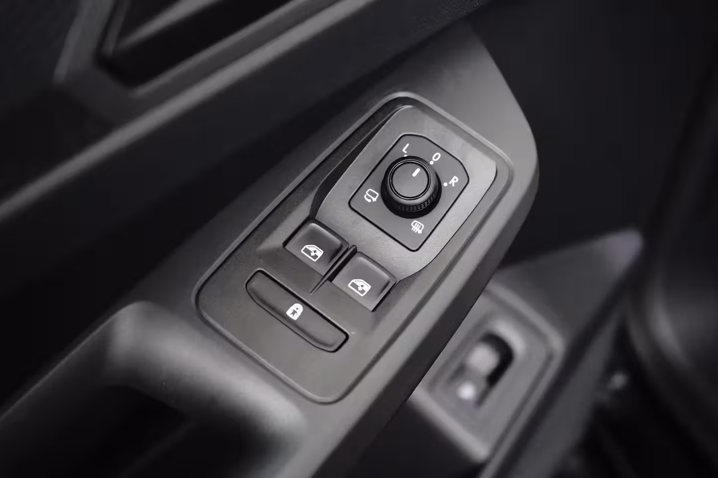 Volkswagen Caddy Maxi Life eHybrid 7 PERSOONS - NIEUWSTAAT - DIGITAAL DISPLAY