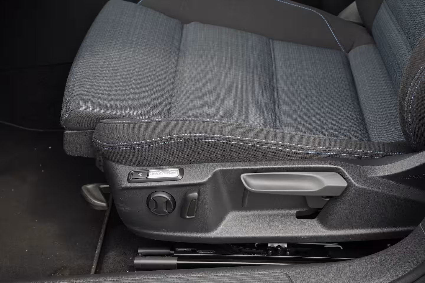 Volkswagen Passat Variant 1.4 TSI PHEV GTE Business SOH 92% | Achteruitrijcamera | Cruise control adaptief | Keyless