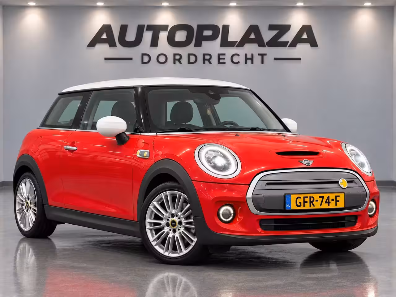 Mini Electric Essential 33 kWh SOH 97%|Camera|