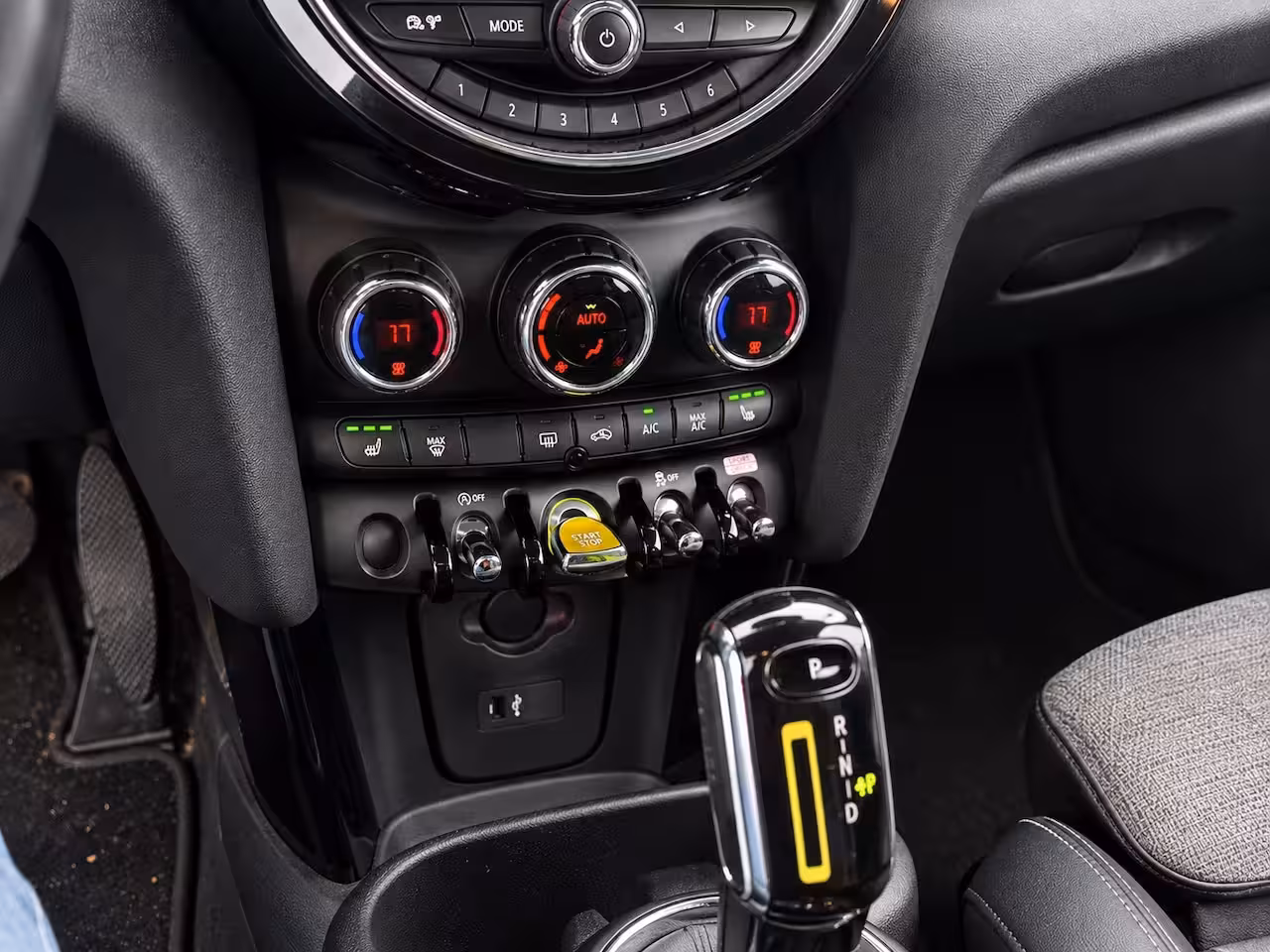 Mini Electric Essential 33 kWh SOH 97%|Camera|