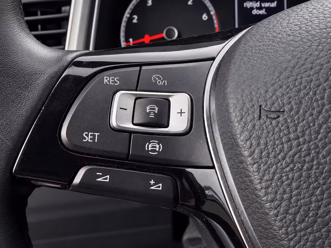 Volkswagen T-Roc 1.5 TSI Style DSG|ACC|PDC|CARPLAY|NAVI|