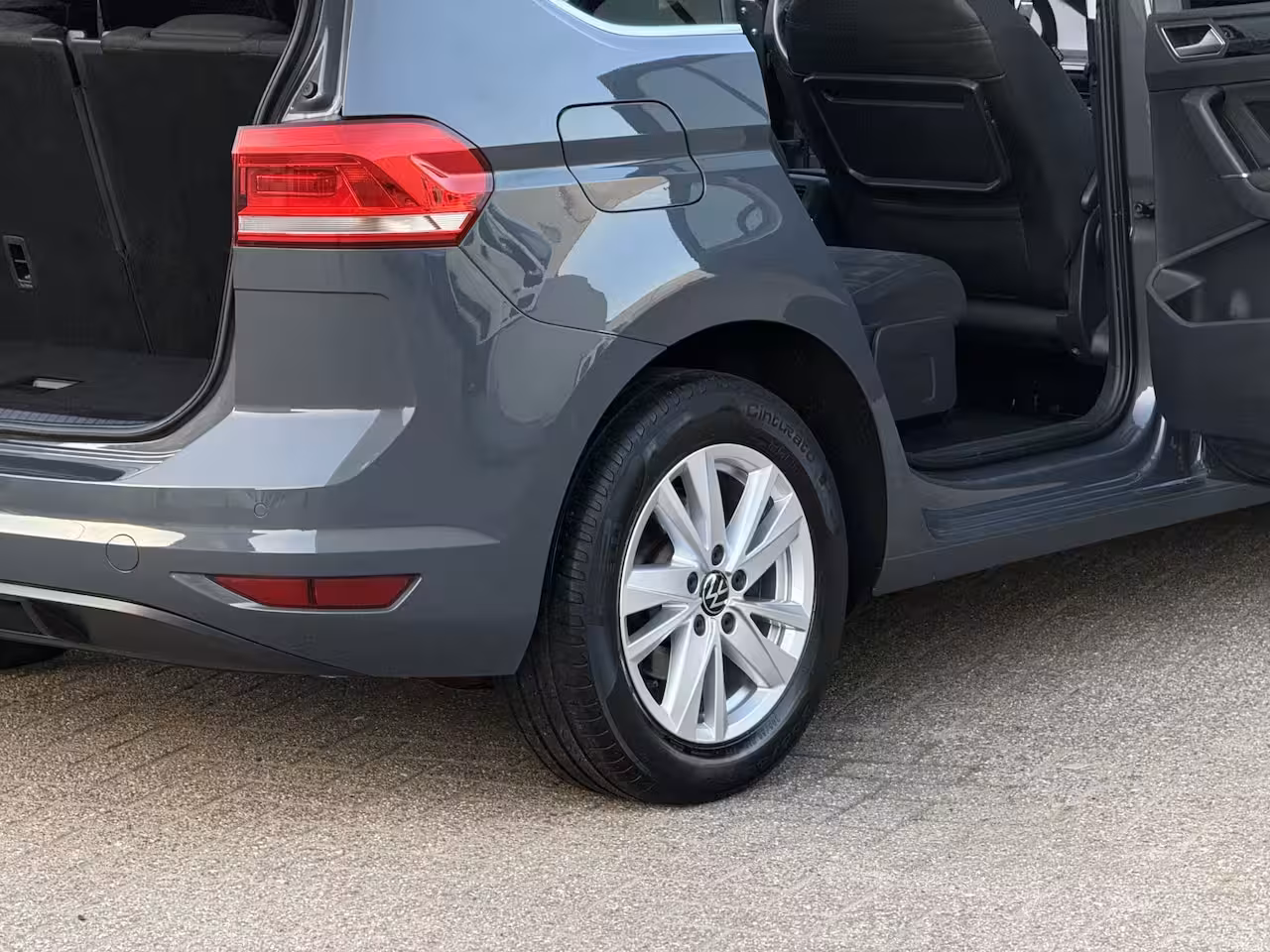Volkswagen Touran 1.5 TSI Highline 7p