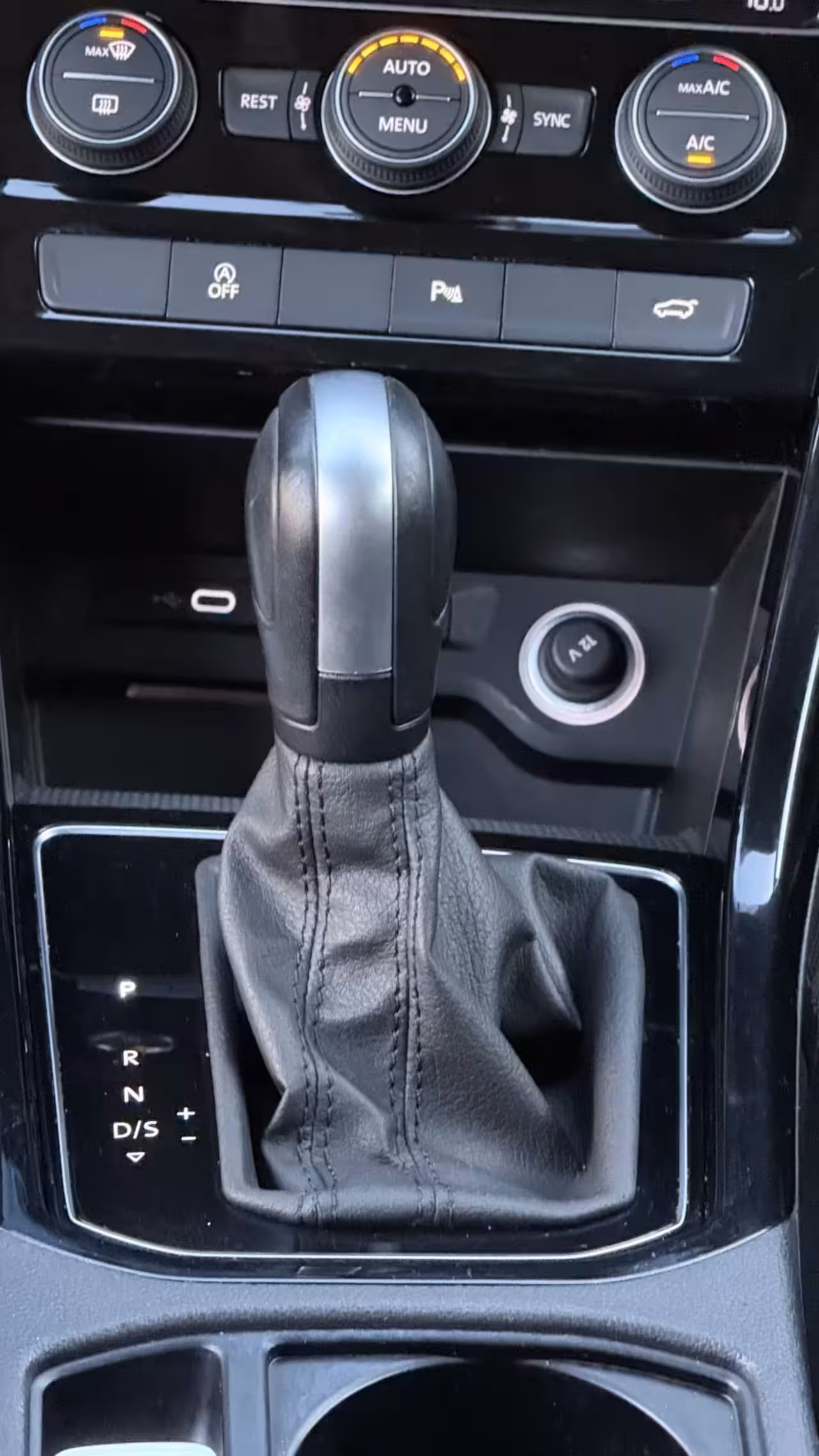 Volkswagen Touran 1.5 TSI Highline 7p