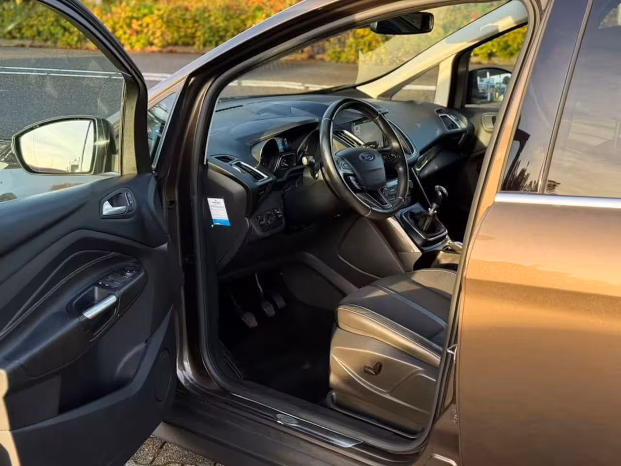 Ford C-Max 1.0 ZEER MOOI MET NIEUWE DISTRIBUTIE CARPLAY CAMERA PARKEERHULP