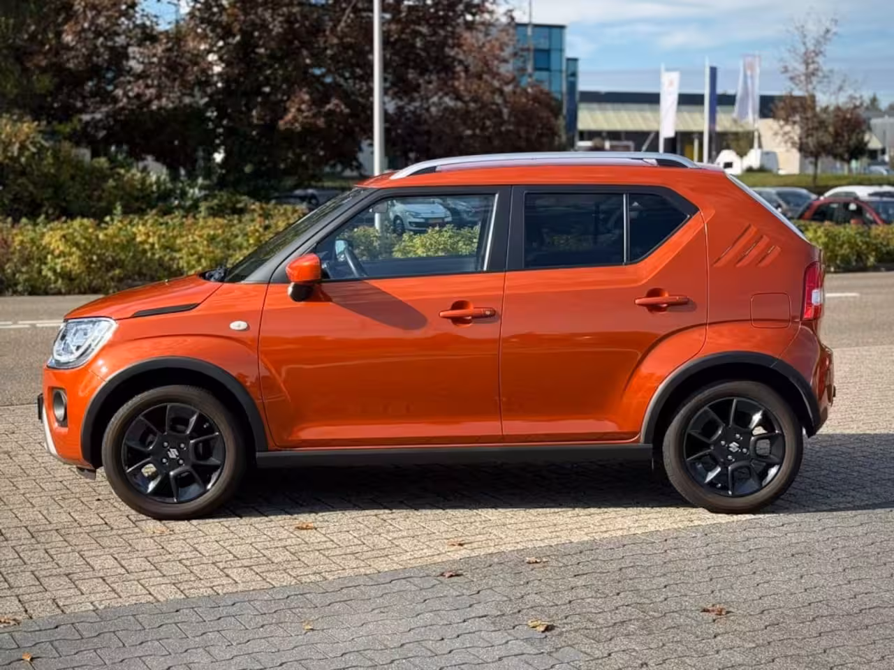 Suzuki Ignis 1.2 SELECT A/T TREKHAAK CRUISECONTROL CAMERA CARPLAY