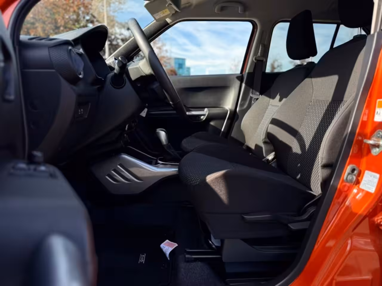 Suzuki Ignis 1.2 SELECT A/T TREKHAAK CRUISECONTROL CAMERA CARPLAY