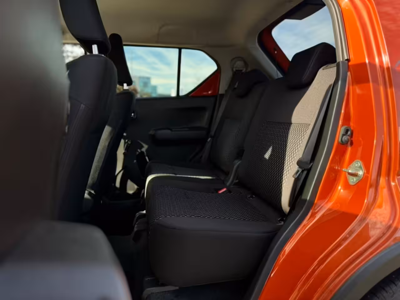 Suzuki Ignis 1.2 SELECT A/T TREKHAAK CRUISECONTROL CAMERA CARPLAY