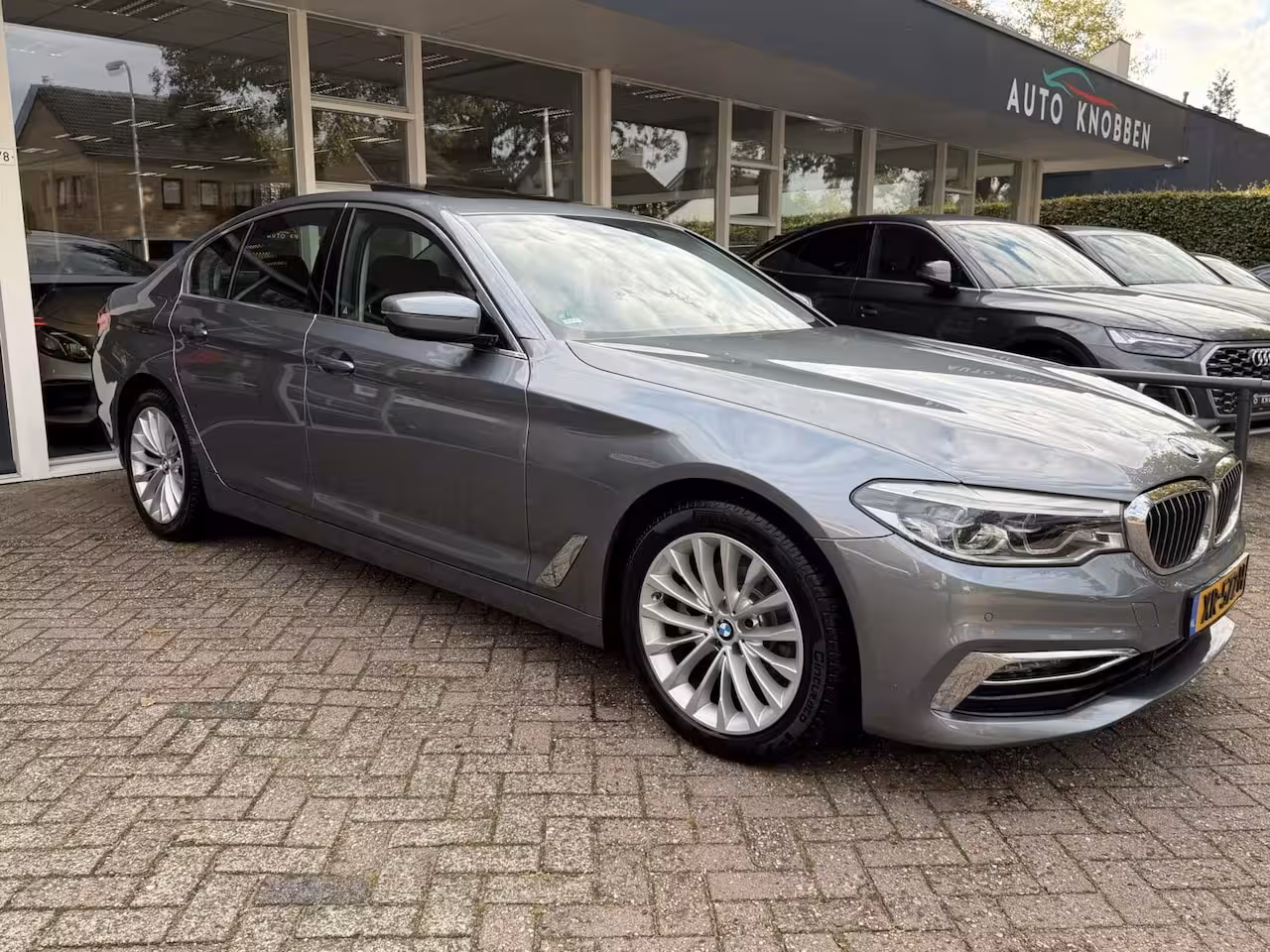 BMW 5-serie 520i Luxury Led, Pano, Digidash, Leer, H/K
