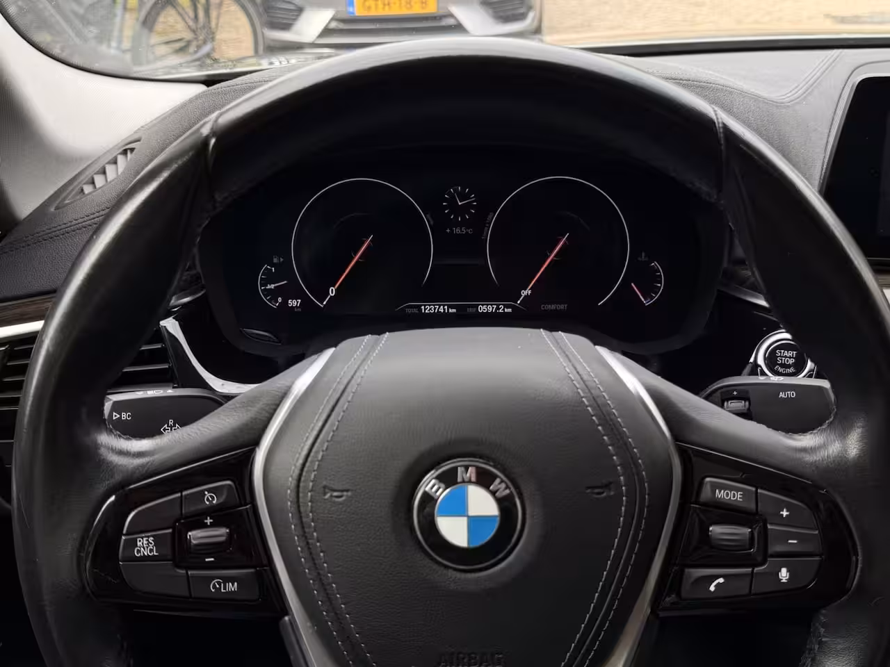 BMW 5-serie 520i Luxury Led, Pano, Digidash, Leer, H/K