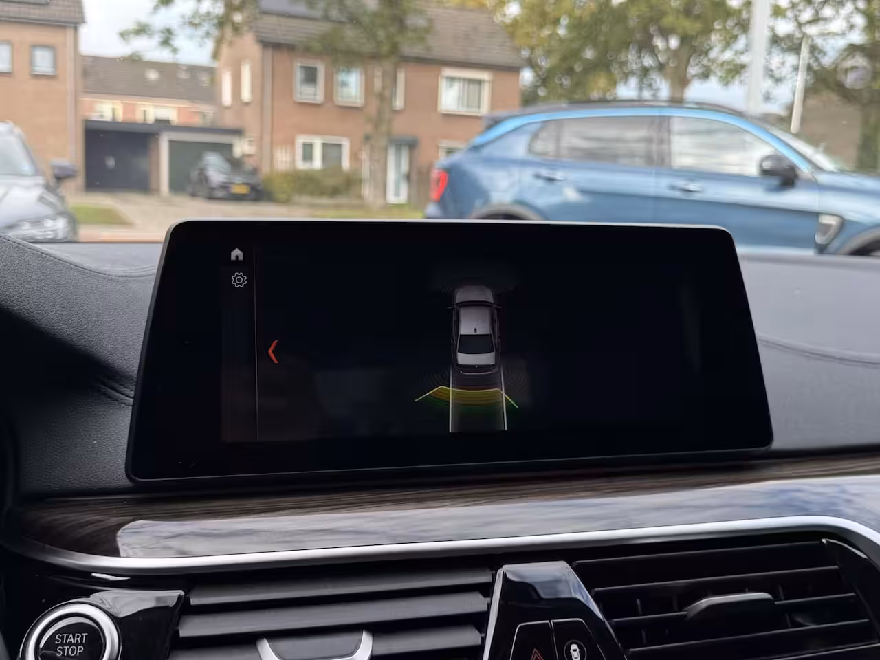 BMW 5-serie 520i Luxury Led, Pano, Digidash, Leer, H/K