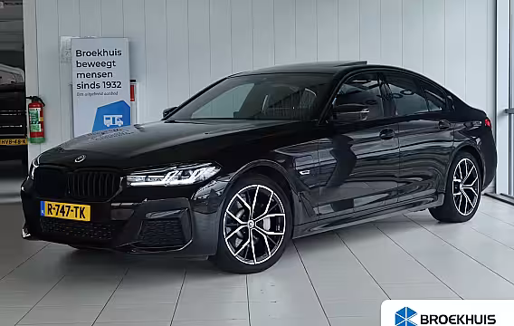 BMW 5-serie 530e M-Sport Business Edition Plus | SoH 92% | Laser | Head-up | Schuifdak | Memory | Came