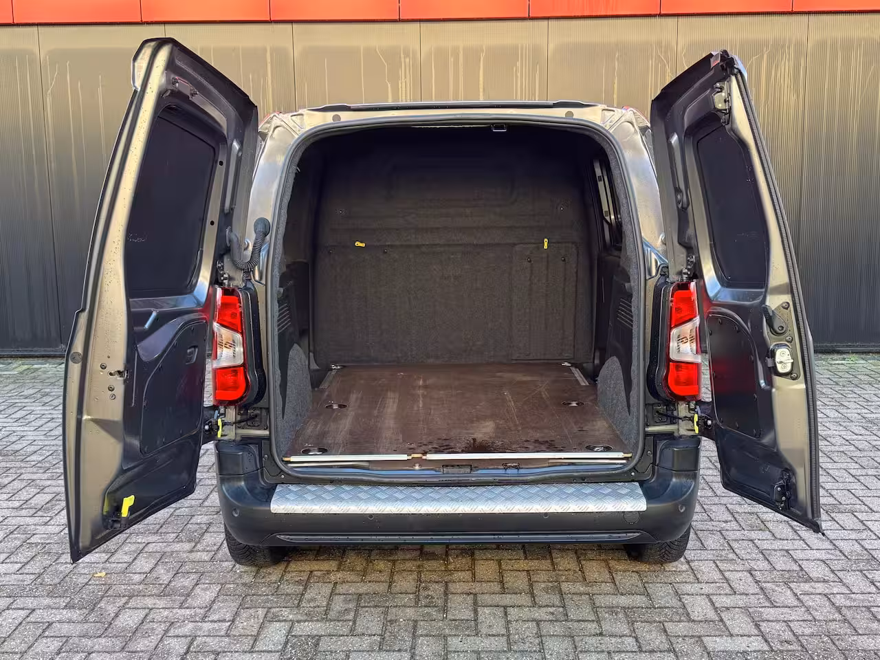 Opel Combo Edition L1H1 | Navigatie | Achteruitrij Camera | Apple Carplay / Android Auto | Cruise Con