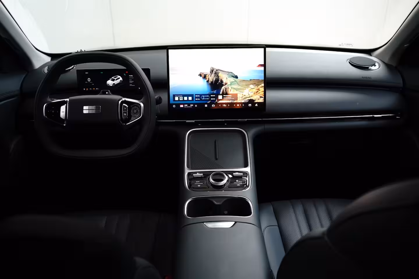 Geely Starray EM-i 1.5 Pro | Camera | Apple Carplay / Android Auto | Leder | Adaptieve Cruise | Achterbank in