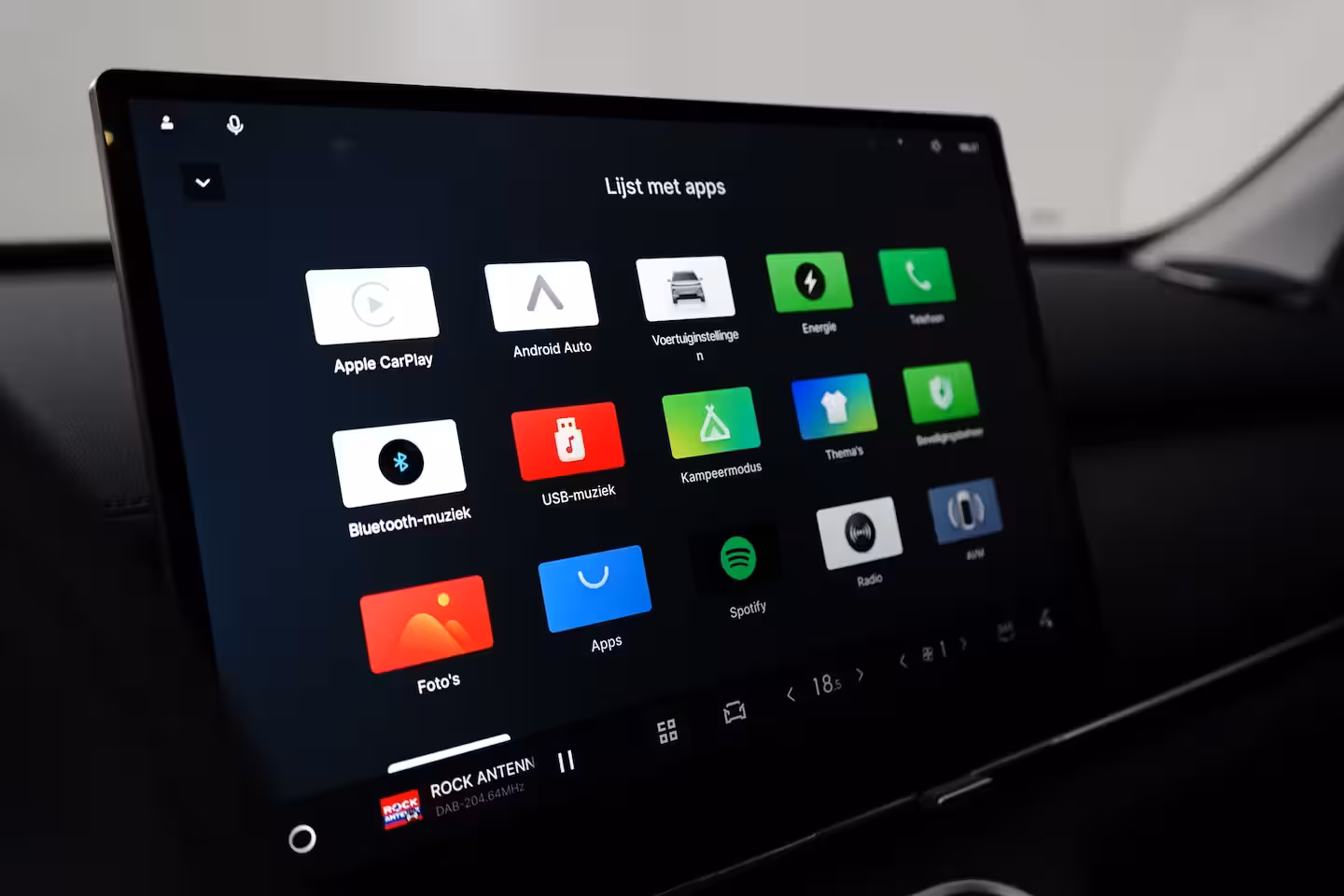 Geely Starray EM-i 1.5 Pro | Camera | Apple Carplay / Android Auto | Leder | Adaptieve Cruise | Achterbank in