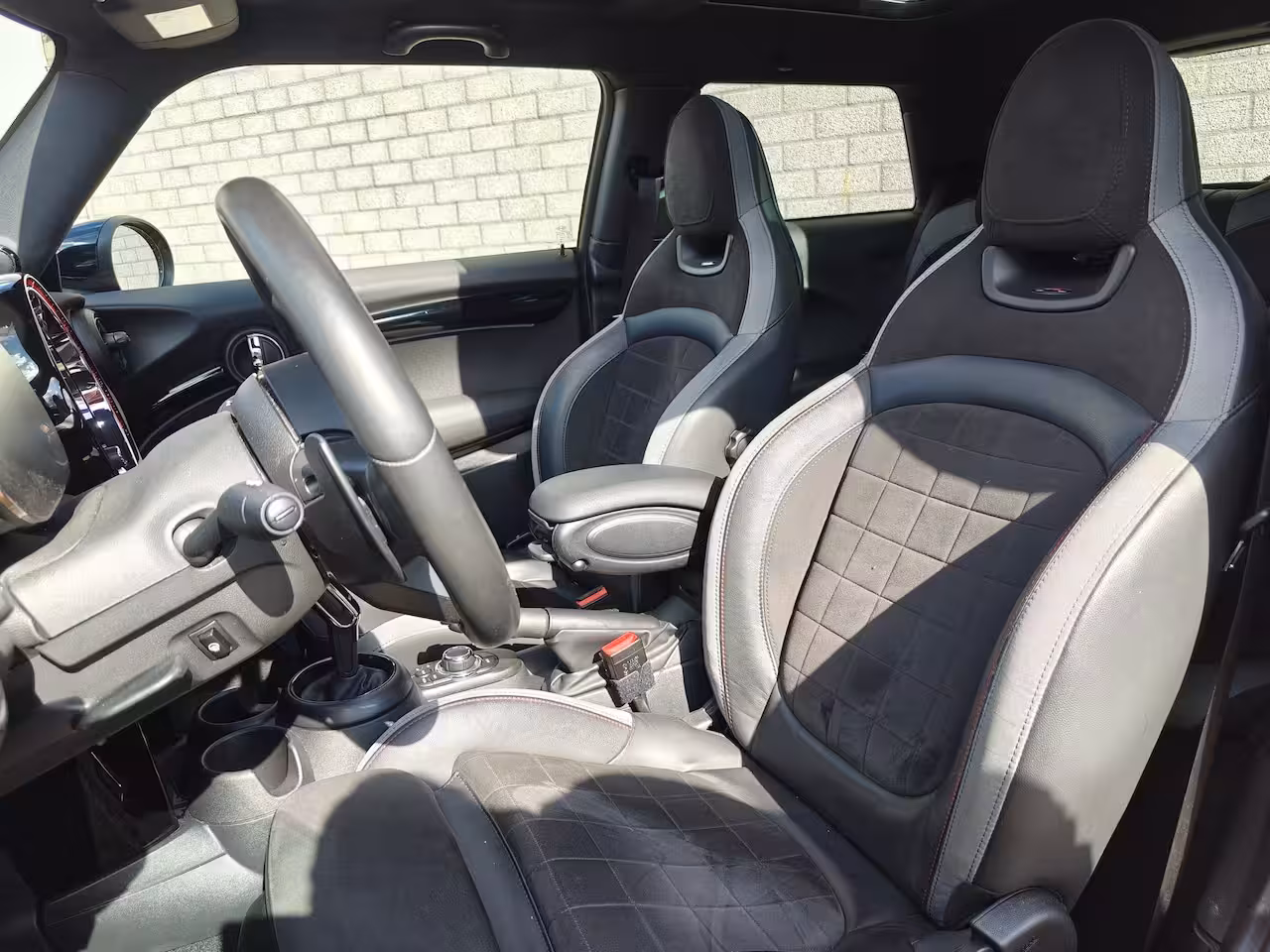 Mini 3-Deurs 2.0 Cooper S Rockingham GT Edition Unieke uitvoering | Panoramadak | Navigatie | Harman/Ka
