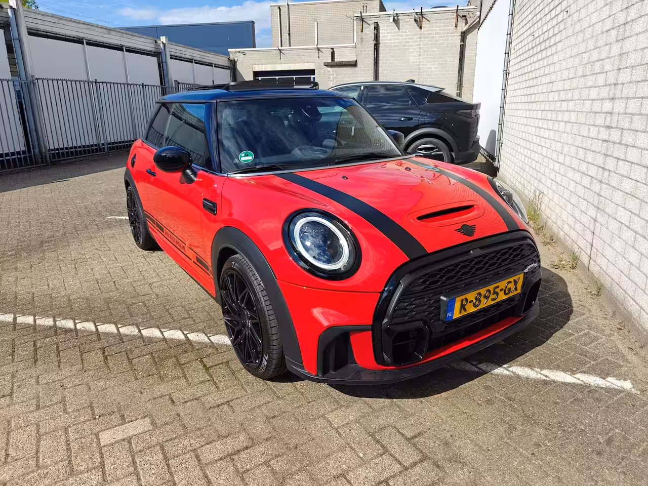 Mini 3-Deurs 2.0 Cooper S Rockingham GT Edition Unieke uitvoering | Panoramadak | Navigatie | Harman/Ka