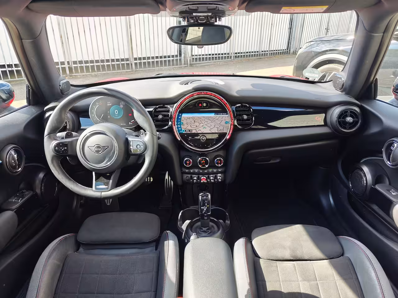 Mini 3-Deurs 2.0 Cooper S Rockingham GT Edition Unieke uitvoering | Panoramadak | Navigatie | Harman/Ka