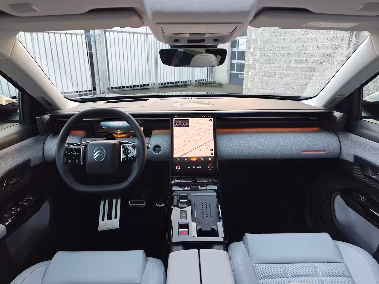 Citroën C5 Aircross 1.2 Hybrid 145 Max | Trekhaak | Panoramadak | Stoel verwarmen & verkoeling | Carplay | Nav