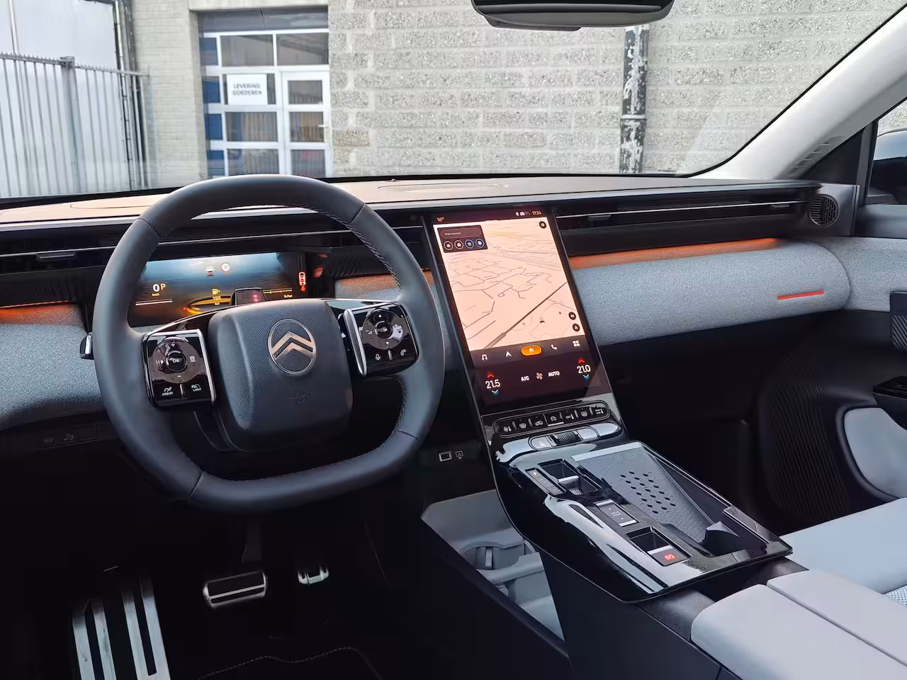 Citroën C5 Aircross 1.2 Hybrid 145 Max | Trekhaak | Panoramadak | Stoel verwarmen & verkoeling | Carplay | Nav