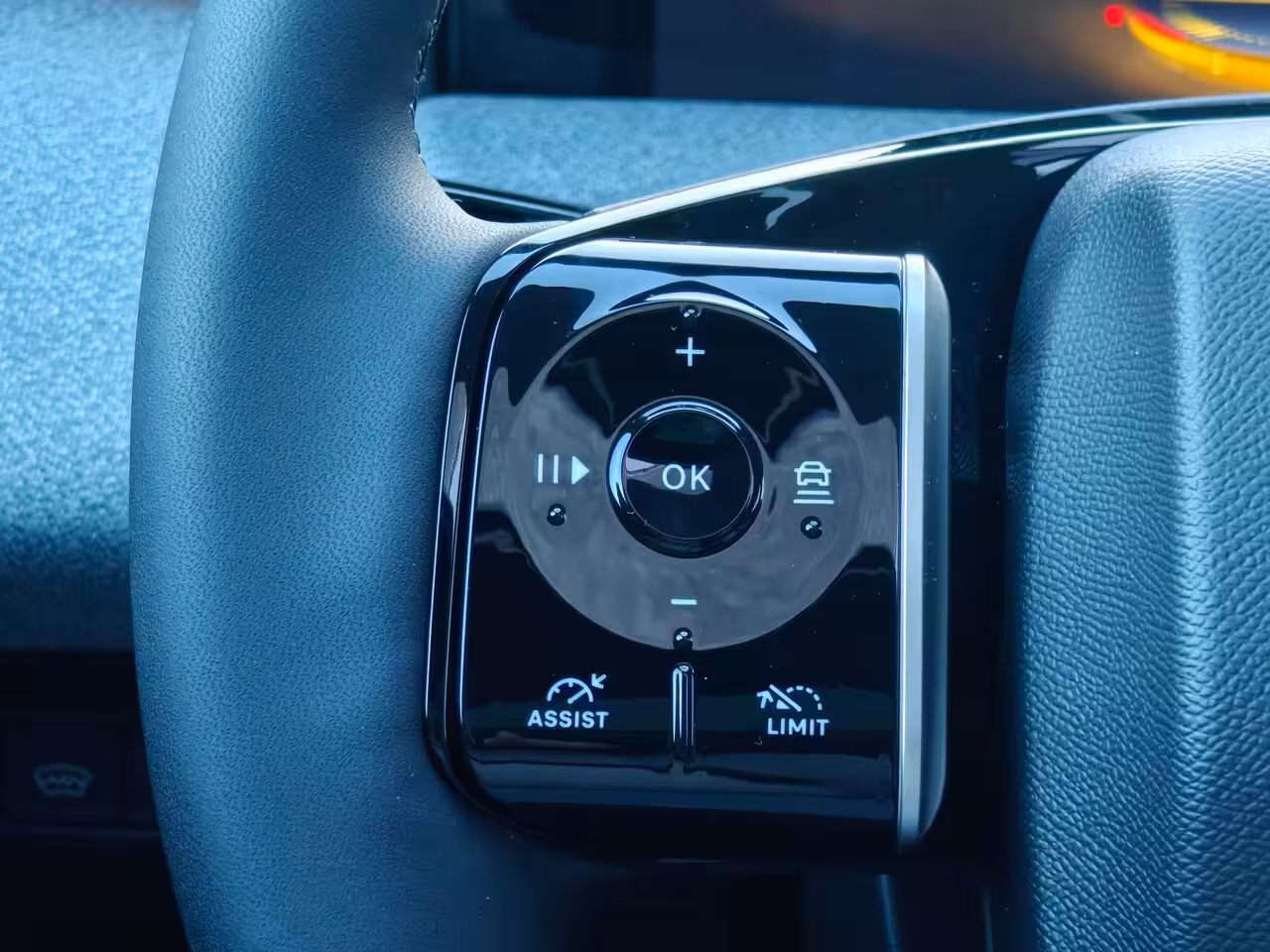 Citroën C5 Aircross 1.2 Hybrid 145 Max | Trekhaak | Panoramadak | Stoel verwarmen & verkoeling | Carplay | Nav
