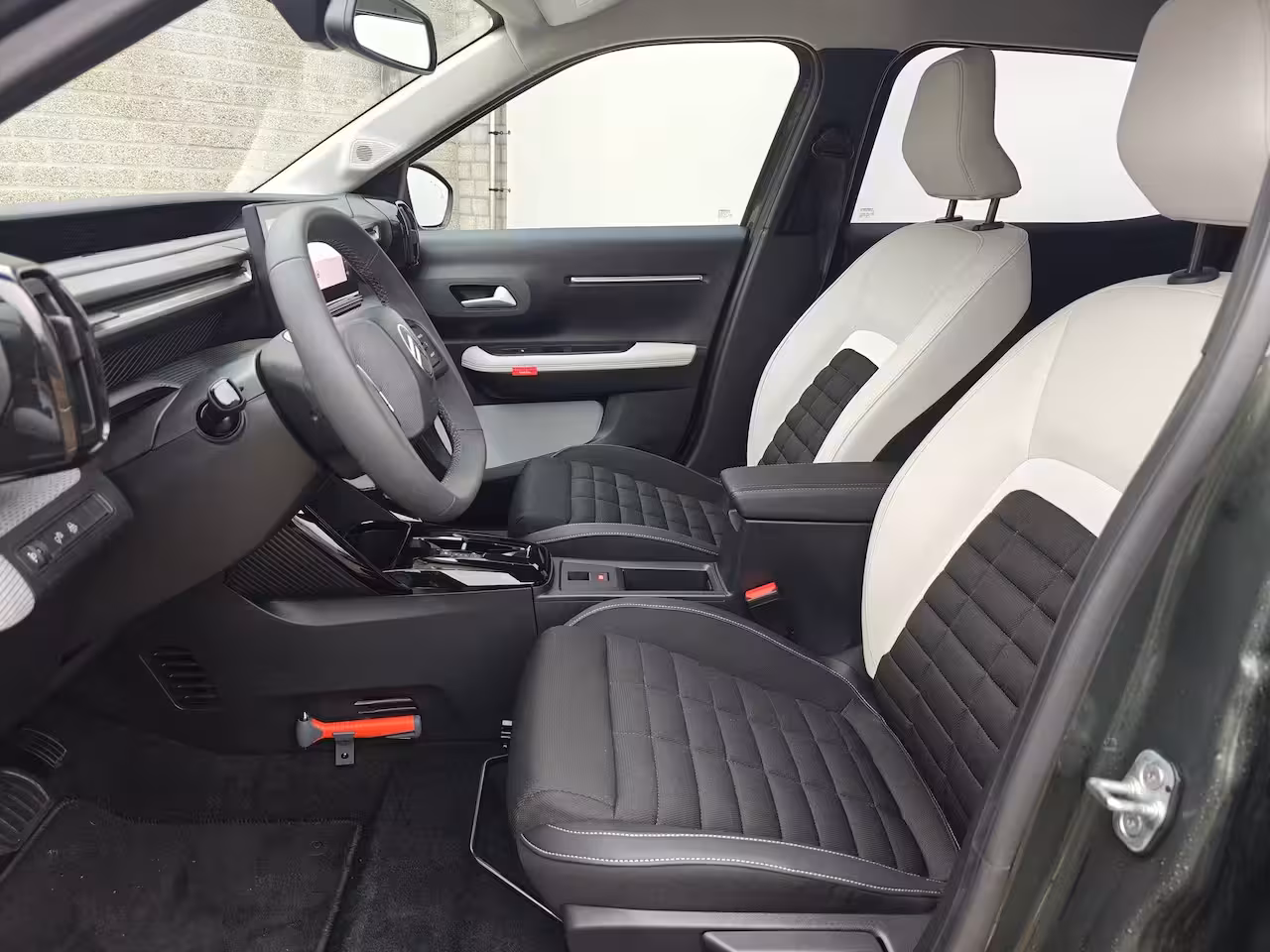 Citroën Ë-C3 Aircross Max 113pk 44 kWh | 3-Fase | Navigatie | Camera | Climate Control | Cruise Control | Achter