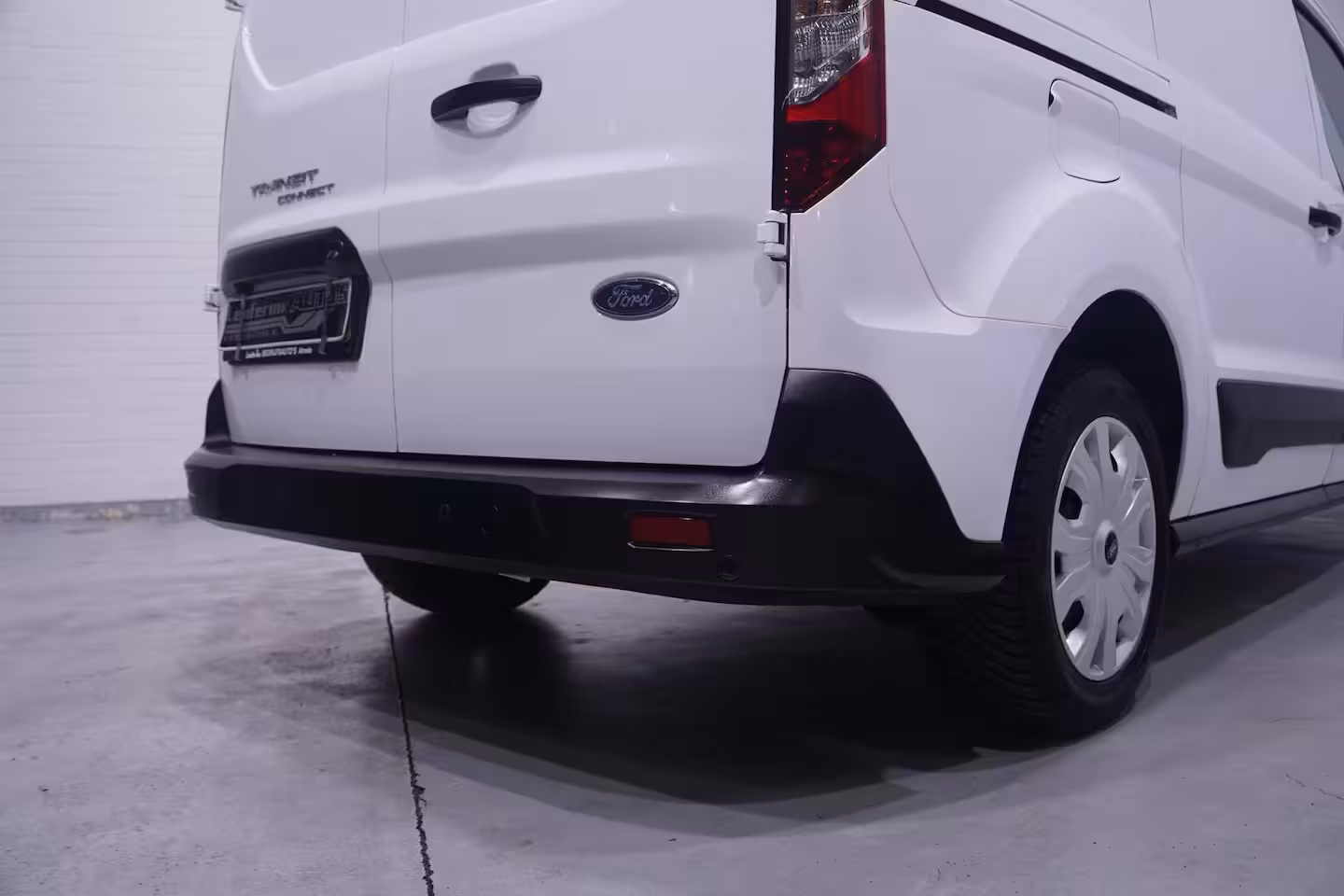 Ford Transit Connect 1.5 TDCi 100 pk L2 Trend Navi, NAP, 2x Schuifdeur Airco, Laadruimte Pakket, PDC achter, 1e