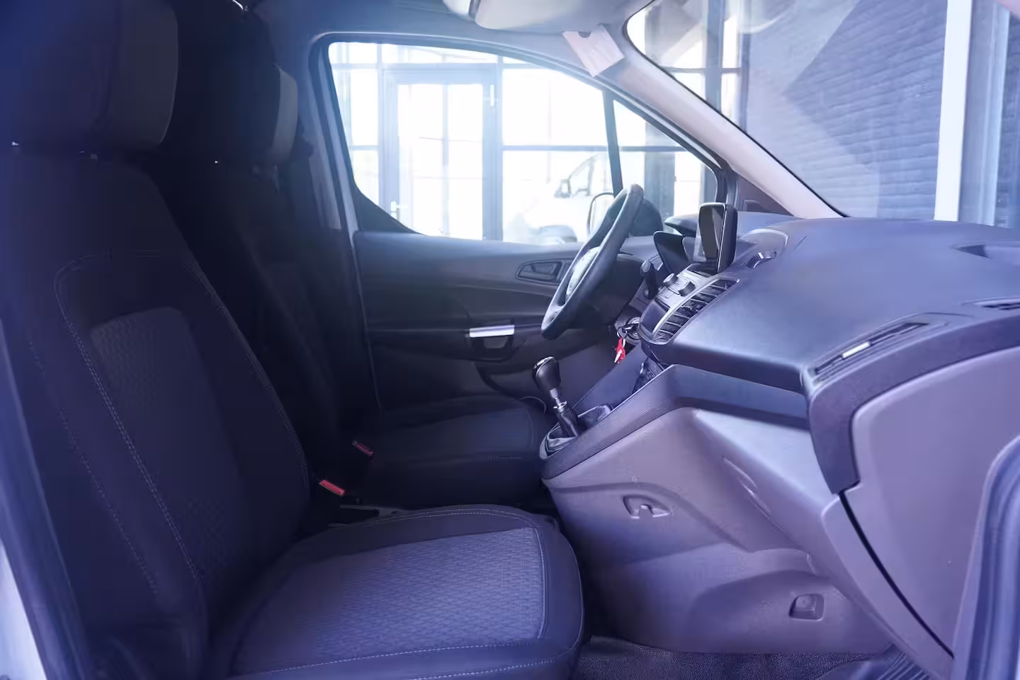 Ford Transit Connect 1.5 TDCi 100 pk L2 Trend Navi, NAP, 2x Schuifdeur Airco, Laadruimte Pakket, PDC achter, 1e
