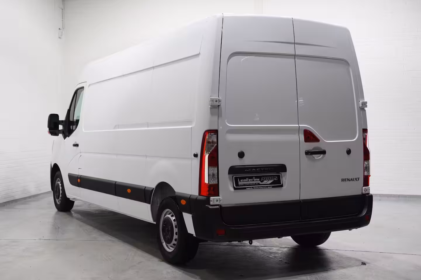 Renault Master 2.3 DCI 135 pk L3H2 Navi, Camera, Laadruimte Pakket, PDC V+A, 270 Graden Deuren, Smartphon