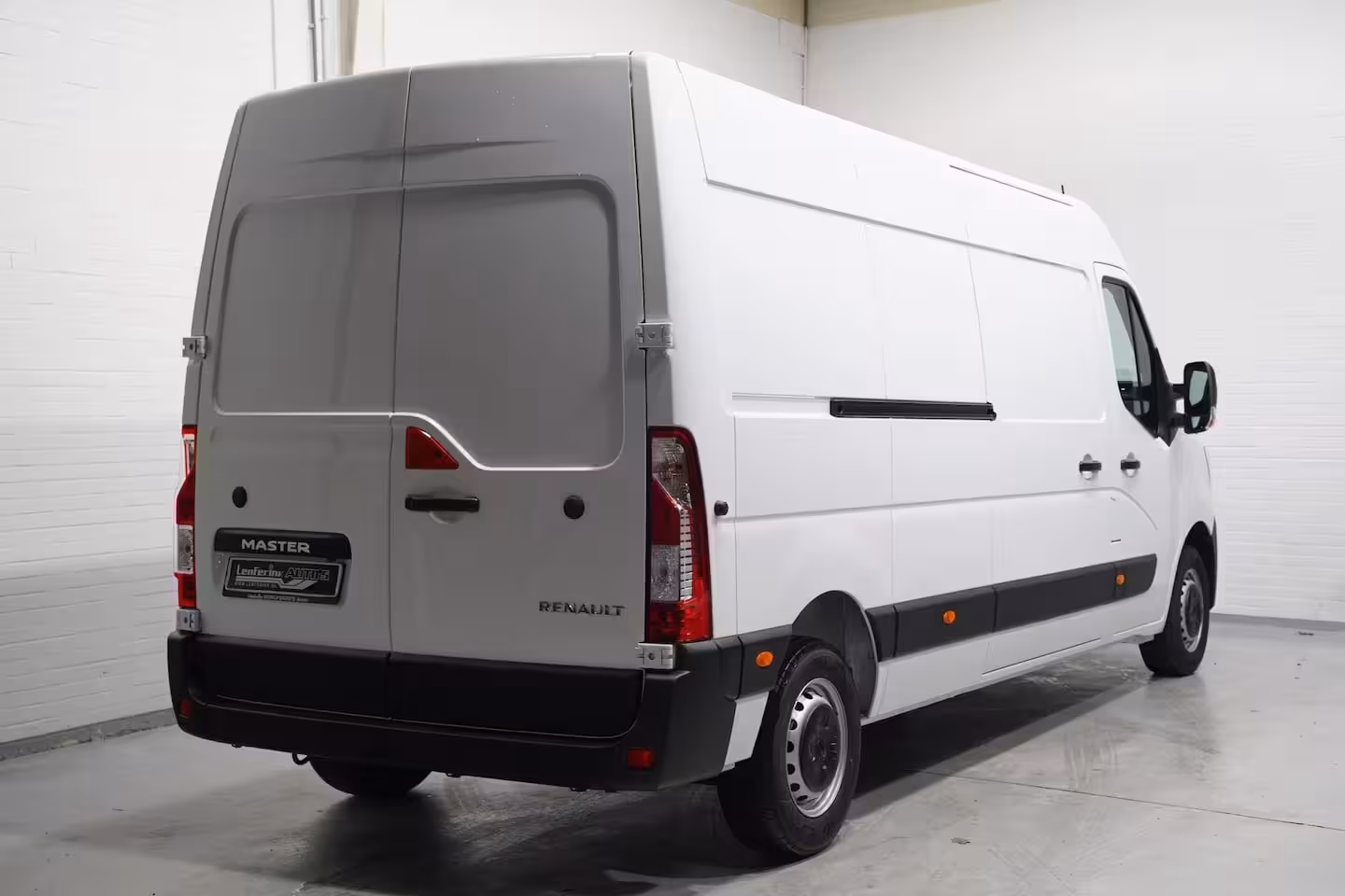 Renault Master 2.3 DCI 135 pk L3H2 Navi, Camera, Laadruimte Pakket, PDC V+A, 270 Graden Deuren, Smartphon