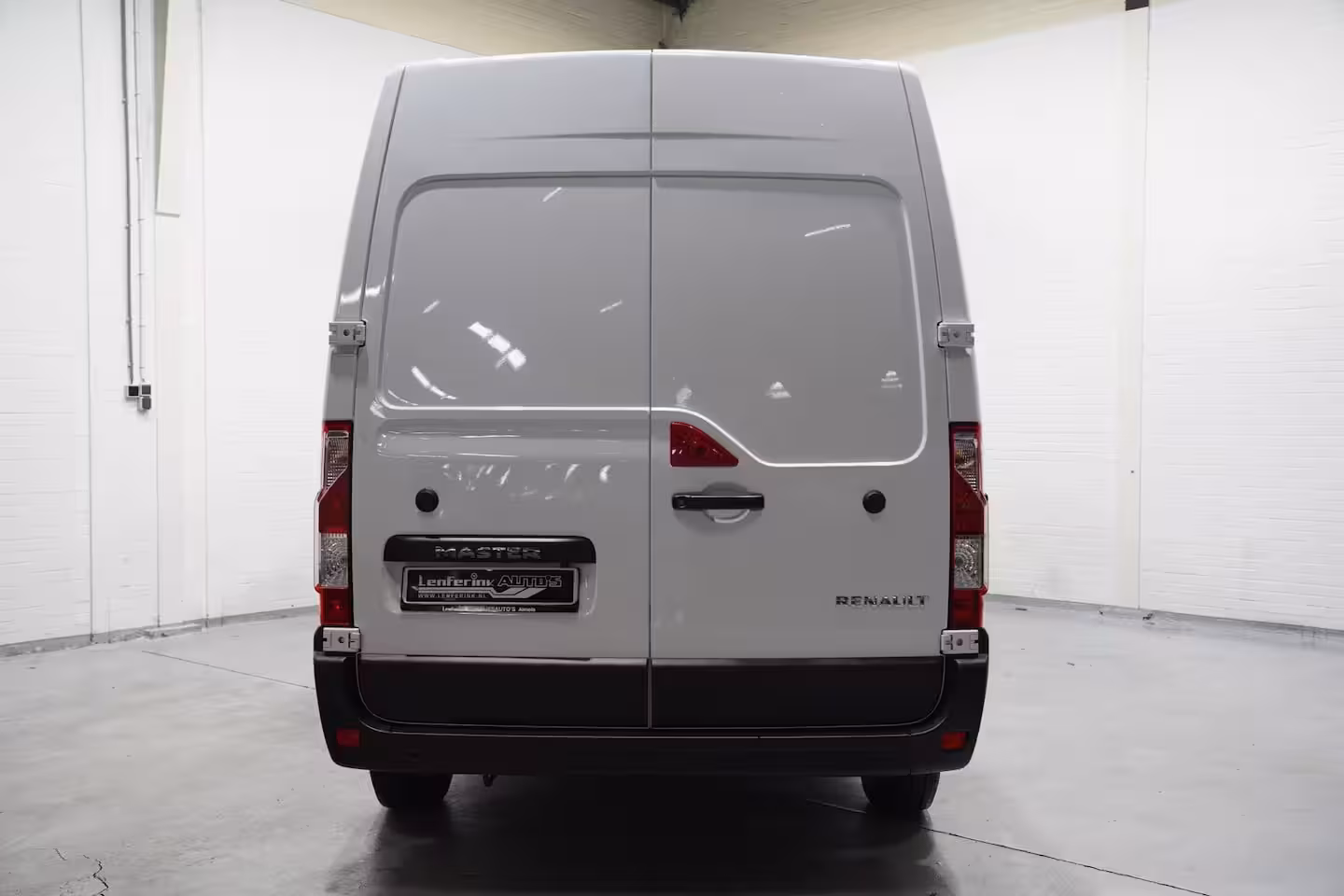 Renault Master 2.3 DCI 135 pk L3H2 Navi, Camera, Laadruimte Pakket, PDC V+A, 270 Graden Deuren, Smartphon