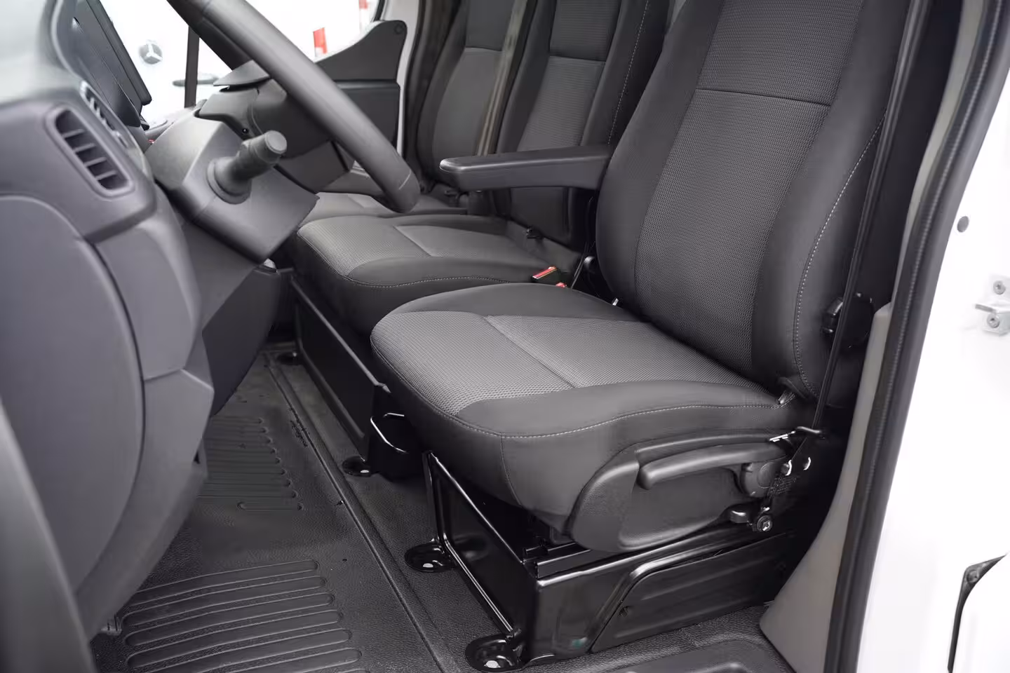 Renault Master 2.3 DCI 135 pk L3H2 Navi, Camera, Laadruimte Pakket, PDC V+A, 270 Graden Deuren, Smartphon
