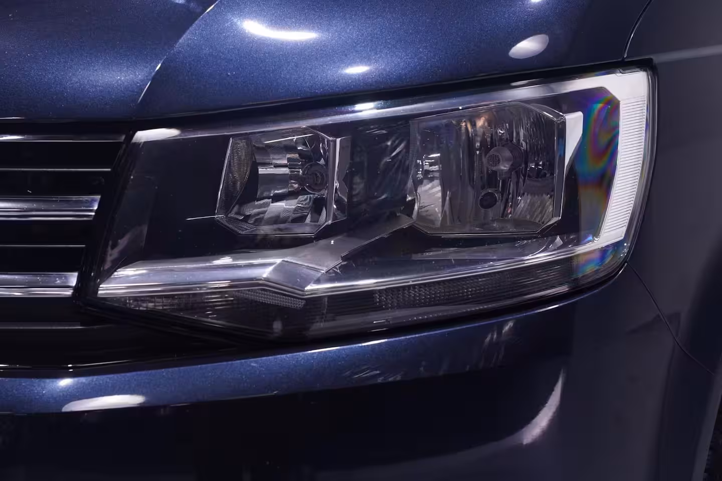 Volkswagen Transporter 2.0 TDI 150 pk Dubbel Cabine Airco, Leder Zwart Cruise control, Trekhaak, 5-Zits