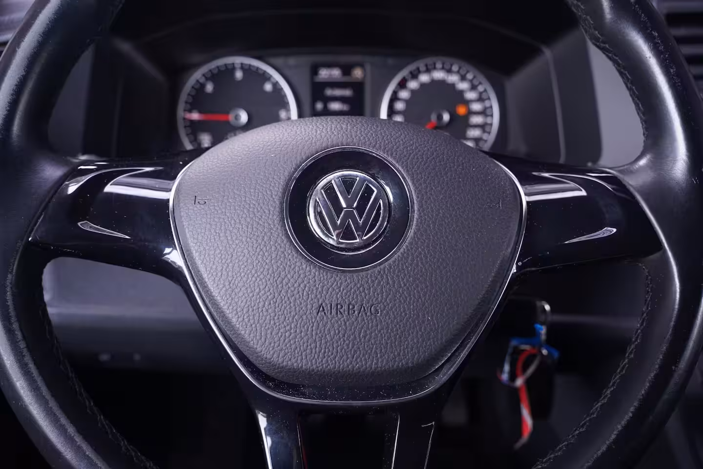 Volkswagen Transporter 2.0 TDI 150 pk Dubbel Cabine Airco, Leder Zwart Cruise control, Trekhaak, 5-Zits