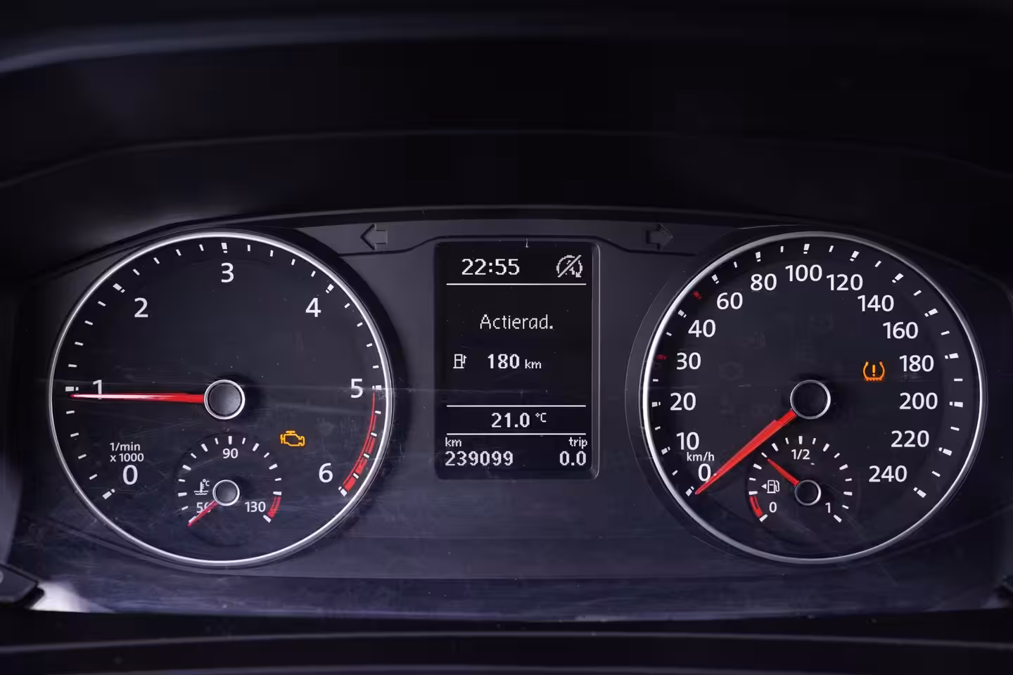 Volkswagen Transporter 2.0 TDI 150 pk Dubbel Cabine Airco, Leder Zwart Cruise control, Trekhaak, 5-Zits
