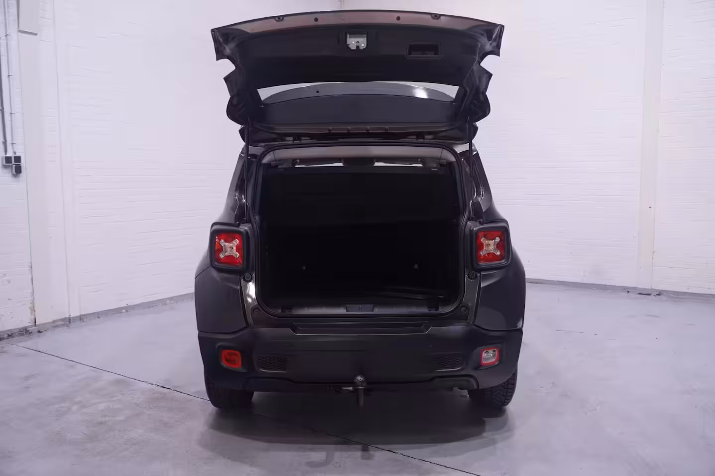 Jeep Renegade 1.3T DDCT Limited automaat climatronic 16"-lmv stuurbediening trekhaak PDC achter cruise-c